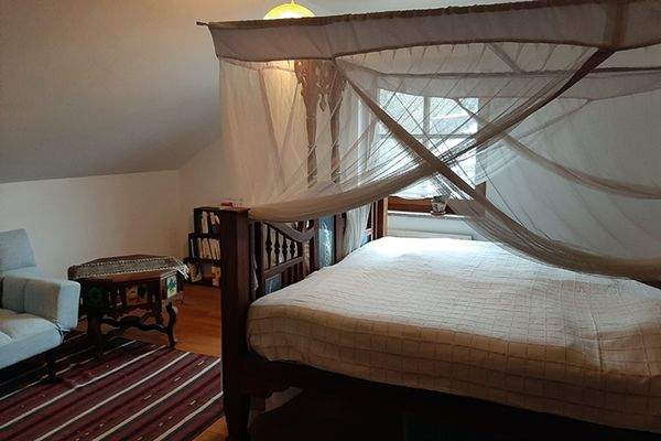 bedroom1