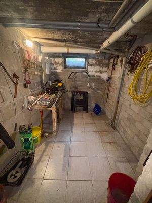 Werkraum im Keller..jpg