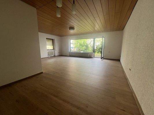 Haus-Gießen-Marburger-Straße-30-50120-001-WE01-Zim