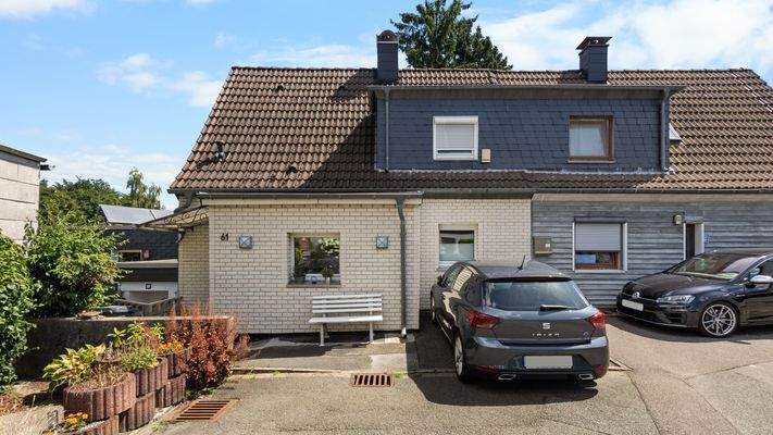 Frontansicht (kleines Einfamilienhaus)