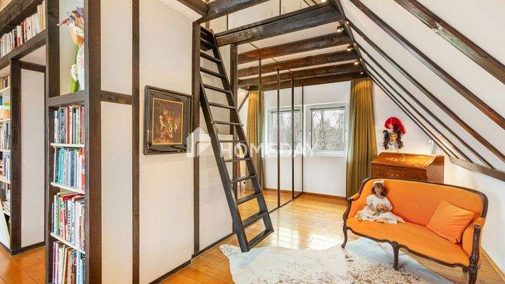 1. OG Schlafzimmer 2