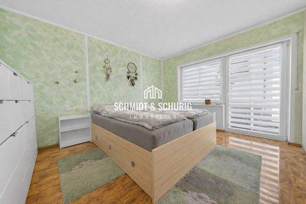 Schlafzimmer / Erdgechoss