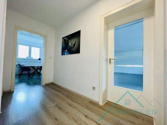 Diele Büro rechts quer