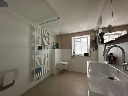 WHG 2 / EG Badezimmer