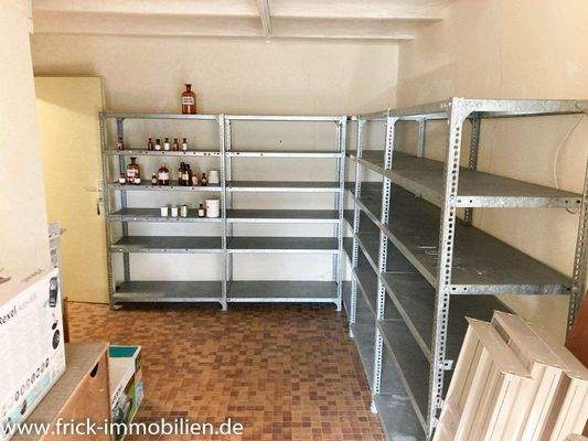 24-Abstellraum UG.JPG