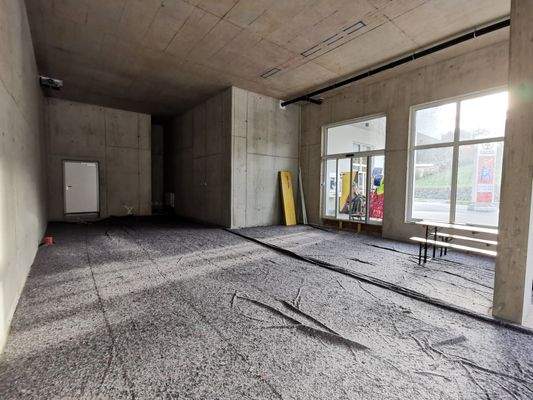 großzügige Fläche