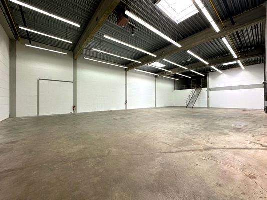 INFOS UNTER: 06171-586000