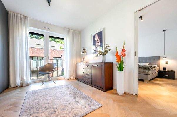 Ankleidezimmer direkt  neben dem Schlafzimmer