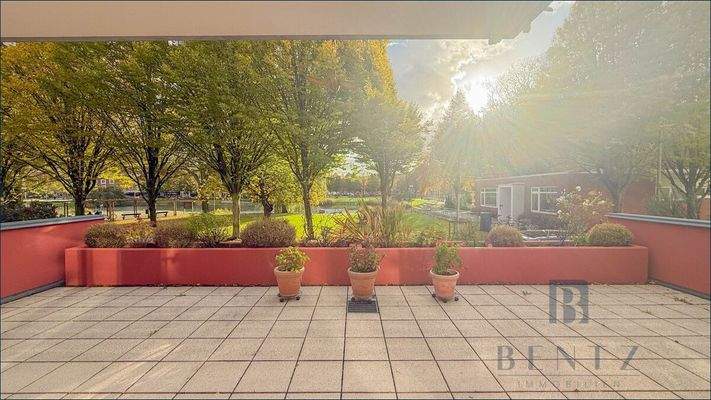 Was ein Ausblick! Der Holzhafen vor Ihrer Tür 