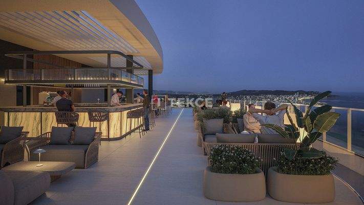 Luxury Seafront Apartments in Europe's Tallest Tower in Benidorm