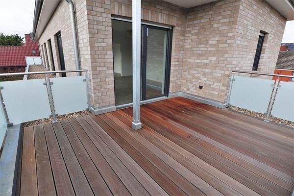 Balkon Obergeschoss links