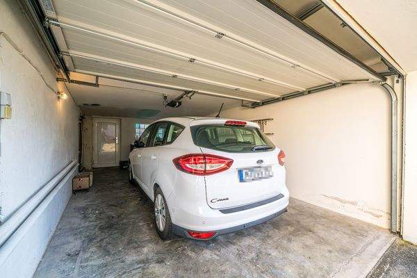 Garage, Türe zu Garten.jpg