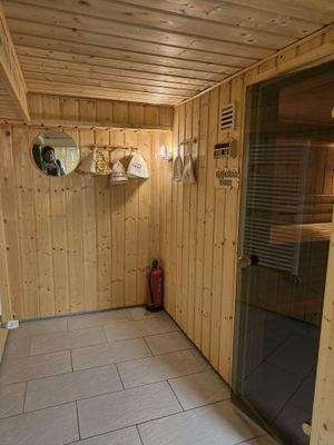 Sauna_Zugang.jpg
