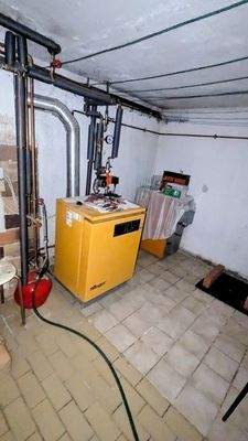 Erdgasheizung im Keller