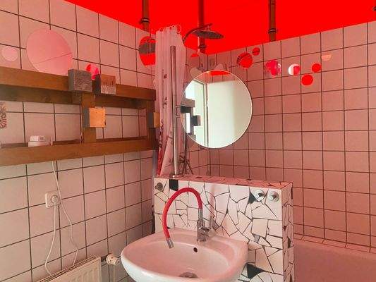 Badezimmer Ansicht 1