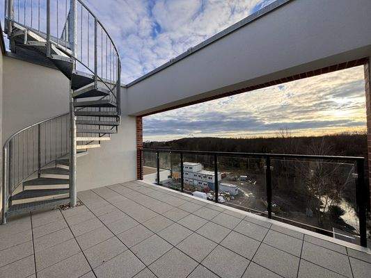 LEWO Neue Färberei Terrasse