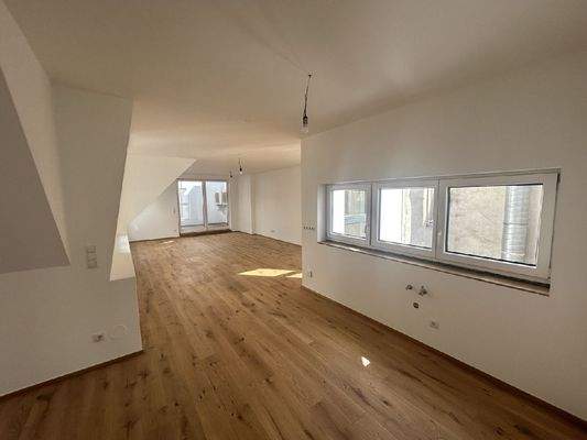 20250820_132852235_i