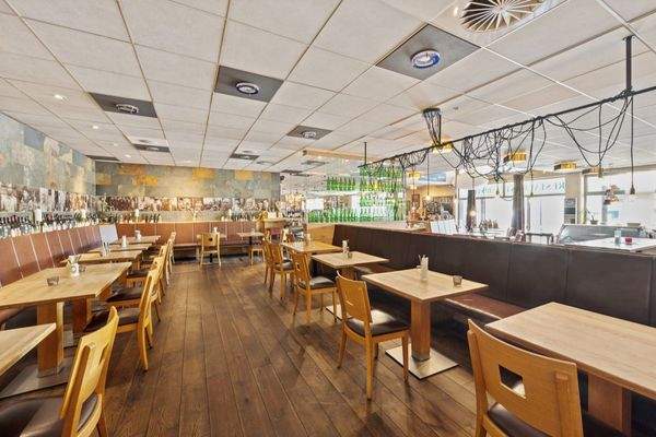 backbone_551651-A_013_WEB