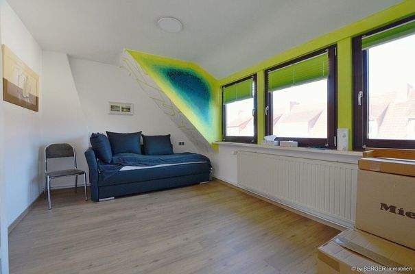 Gäste-/Kinderzimmer DG