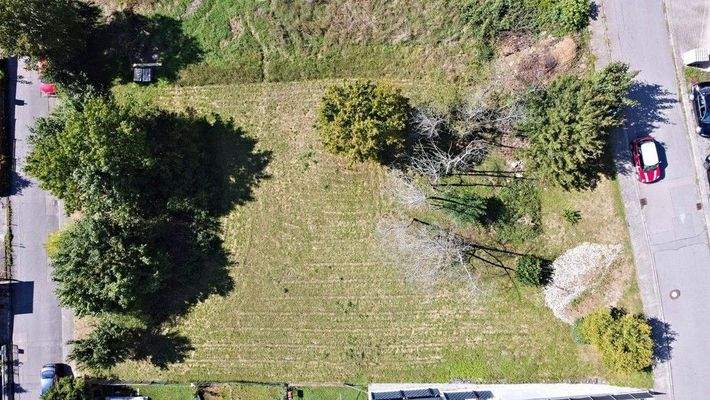 Grundstueck v. oben!