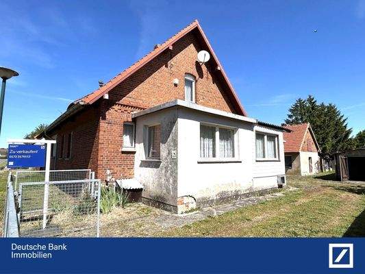 Blick von der Einfahrt