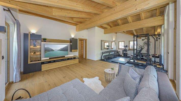 KITZIMMO-Zwei Luxuschalets mit Panoramablick in Top-Ruhelage kaufen - Immobilien Steinberg Tirol.