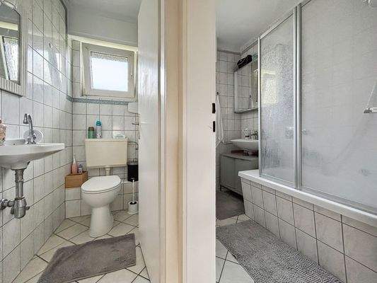 Beispiel Badezimmer und WC