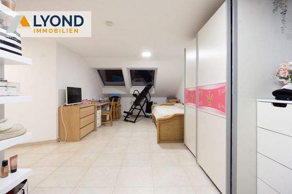 Wohn-Schlafbereich 2(WE Re)