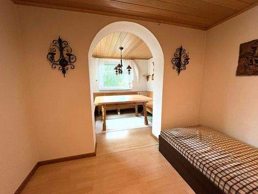 Schöner großzügiger Raum im Kellergeschoss