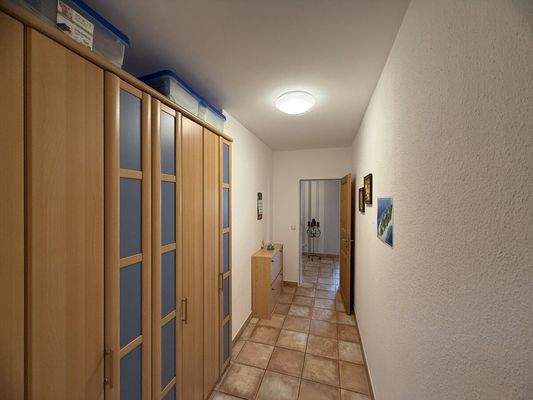 Wohnungsflur Bild 3