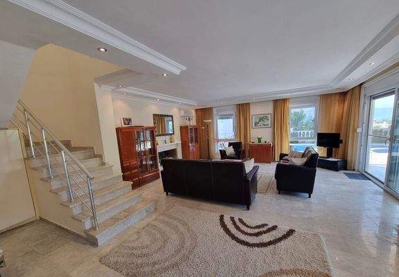 WhatsApp Image 2024-10-07 at 14.28.53 (3).jpeg