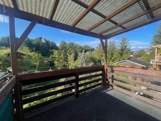 Balkon mit Blick ins Grüne