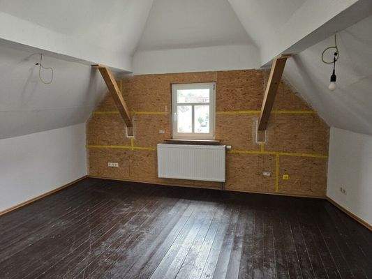 Haus 1 - DG - Zimmer 1