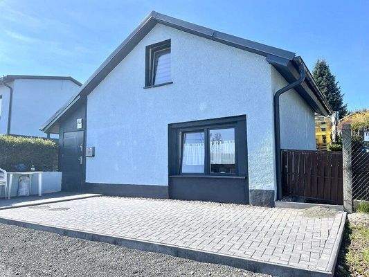 Nebengelass Vorderansicht