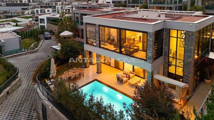 Move-In Ready Stylish House with Private Pool in Bodrum