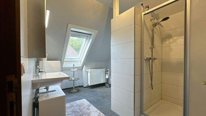 25 Duschbad DG 1