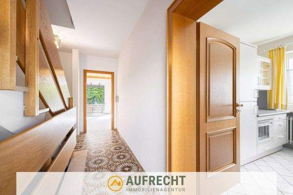 Flur und Eingangsbereich