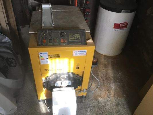 Heizungsanlage mit Warmwasserspeicher