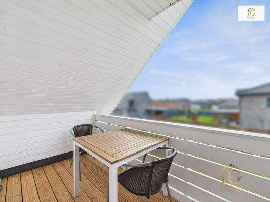 Blick vom Balkon im OG