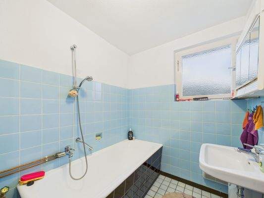 CAM03694G0-PR0041-STILL019