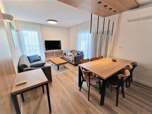 Luxuriöse Vierzimmerwohnung, Malinska - Insel Krk 