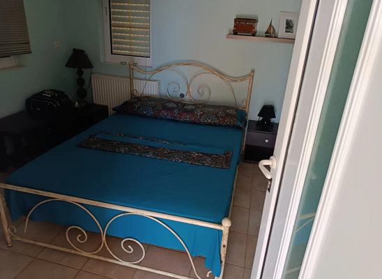 Kreta, Kokkini Hani: 2-stöckiges Haus zu verkaufen