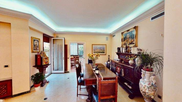 appartamento-in-vendita-Sanremo-lusso-garage-doppio-giardino-cucina-all'aperto