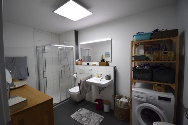 Badezimmer.jpeg