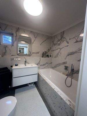 Tageslichtbad m. Wanne