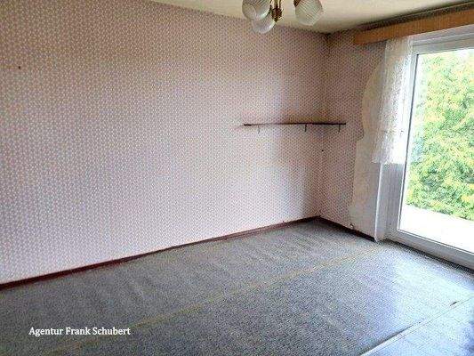 Zimmer OG mit Austritt Balkon