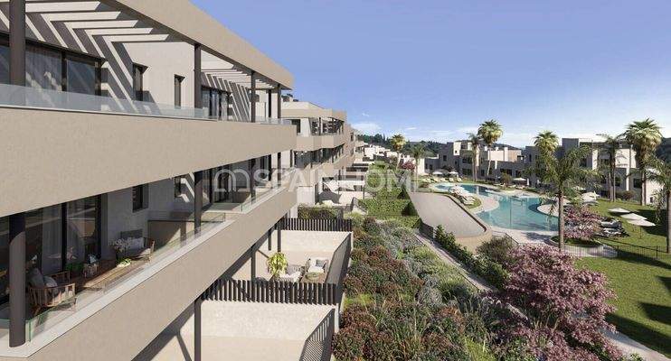 Spacious Flats in a Golfside Complex with Pool in Casares