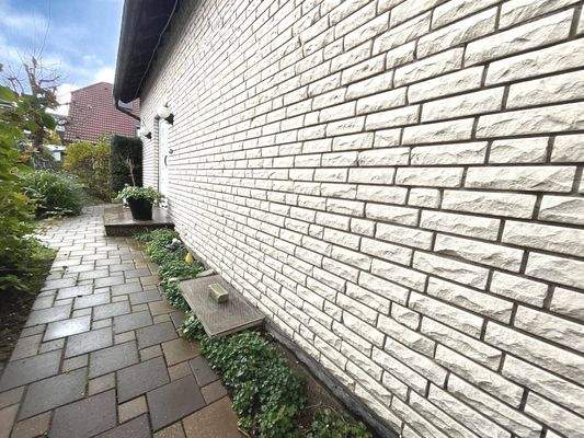 Seitenansicht Eingang