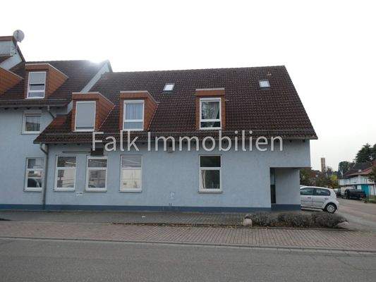 seitliche Hausansicht