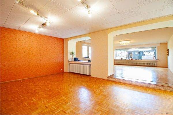 Wohn & Essbereich Hinterhaus